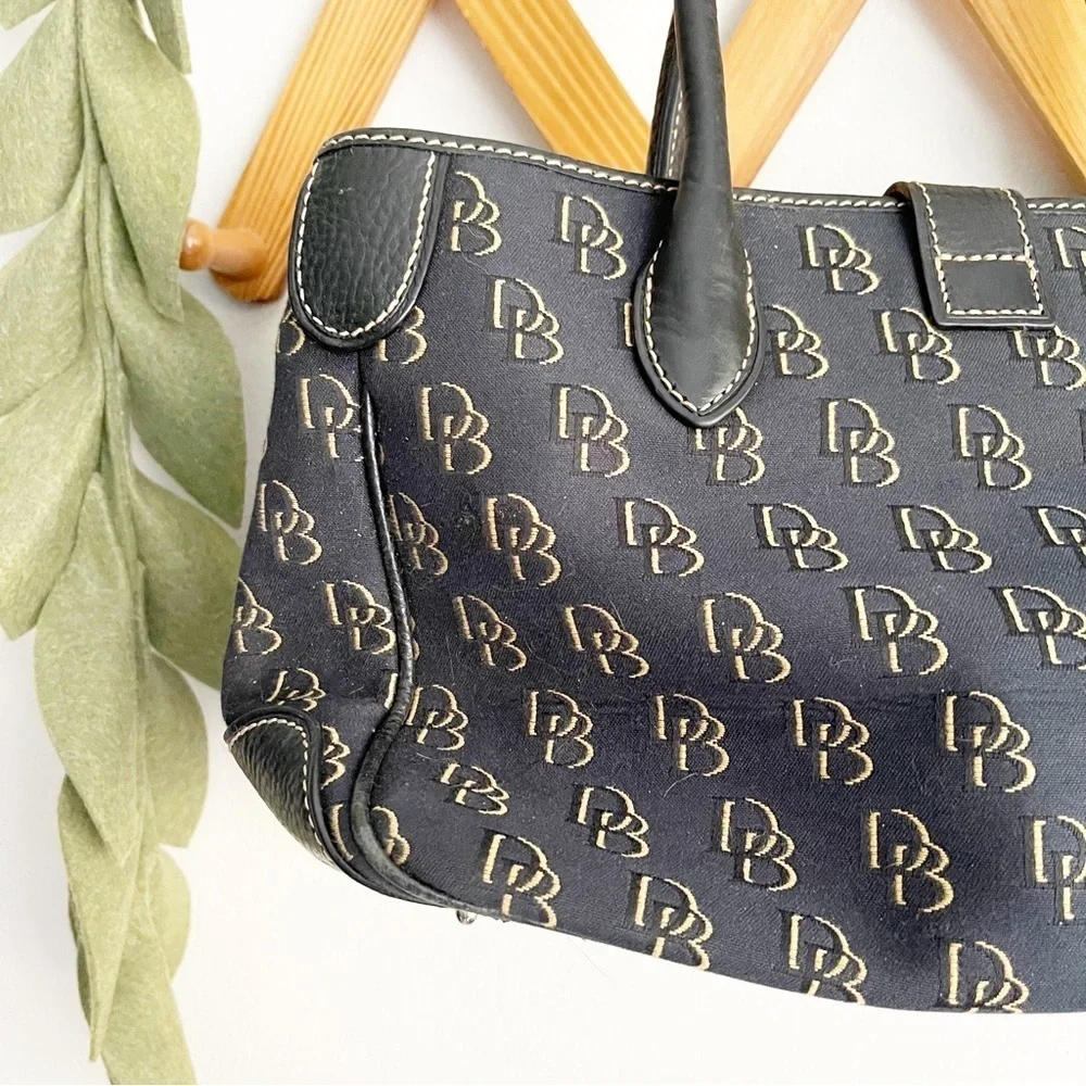 Dooney & Bourke Black Signature Print Purse - Picture 7 of 15